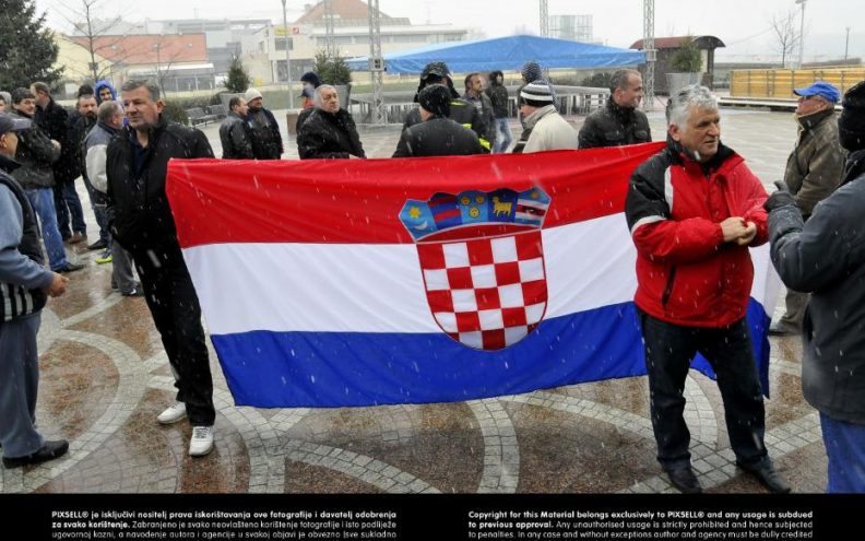 BRANITELJI PRIJETE: Preuzet ćemo Hrvatsku!