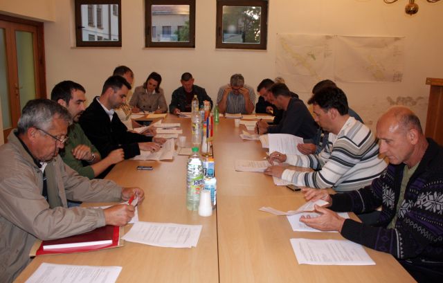 Za raspuštanje Vijeća čeka se potpis Srba i Friščića