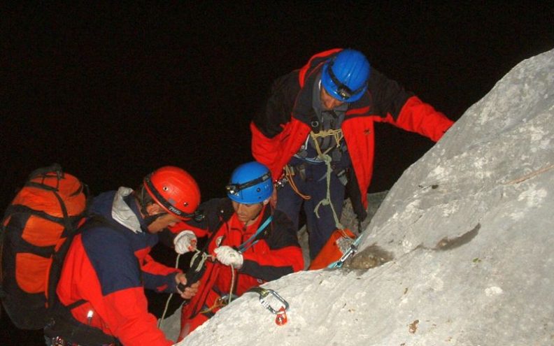 Iz stijene Anića kuk spašena dvojica mađarskih alpinista