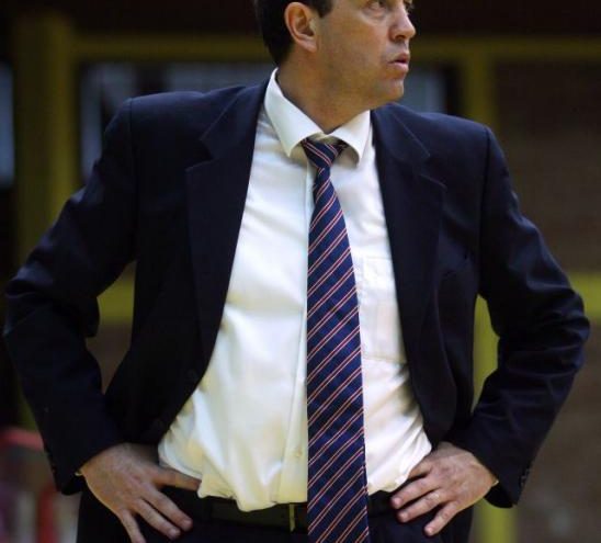 Polako se slaže igračka križaljka