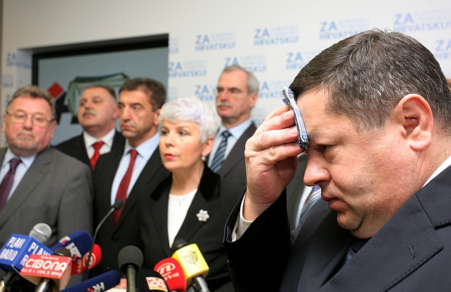 Čobanković: Ne možemo lažnim obećanjima smirivati prosvjede