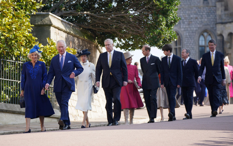 Britanska kraljevska obitelj na prvom Uskrsu u vladavini kralja Karla