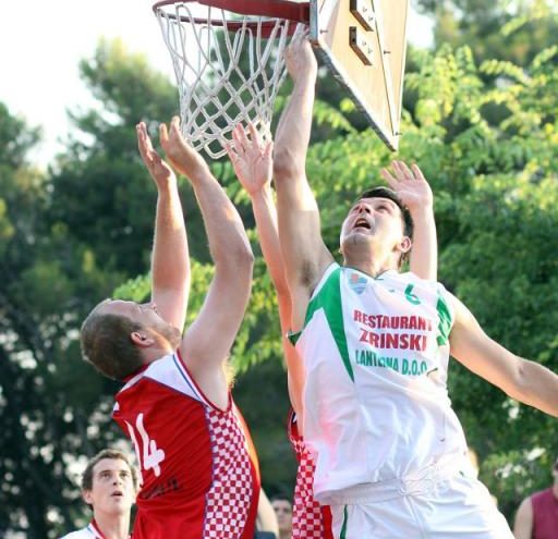 Kampo i Starigrad osigurali četvrtfinale