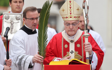 Plenković uputio uskrsnu čestitku kardinalu Bozaniću i nadbiskupu Kutleši