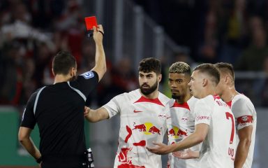 Leipzig uvjerljivom pobjedom nad Freiburgom izborio finale Kupa, Joško Gvardiol pocrvenio u 58. minuti
