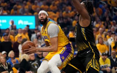 Lakersi slavili u San Franciscu uz strašnu partiju Anthonyja Davisa, Knicksi izjednačili protiv Heatsa