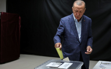 Erdogan proglasio pobjedu na predsjedničkim izborima