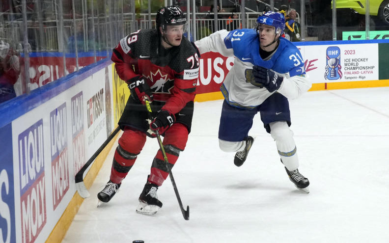 Hokej na ledu: Četvrta pobjeda SAD-a, Latvija uspješna