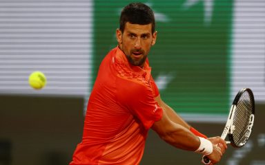 Novak Đoković svladao Mađara Martona Fucsovicsa i prošao u treće kolo Roland Garrosa