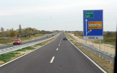 Kolnici mokri i skliski, vozače se moli za oprez