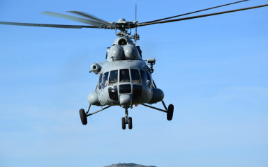 Helikopter i posada HRZ-a pomoći će Sloveniji u obrani od poplava