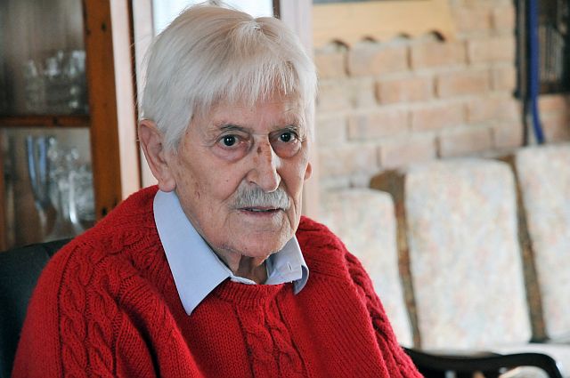 Košarka mog vremena igrala se na  dodavanje u reket i na realizaciju ispod koša