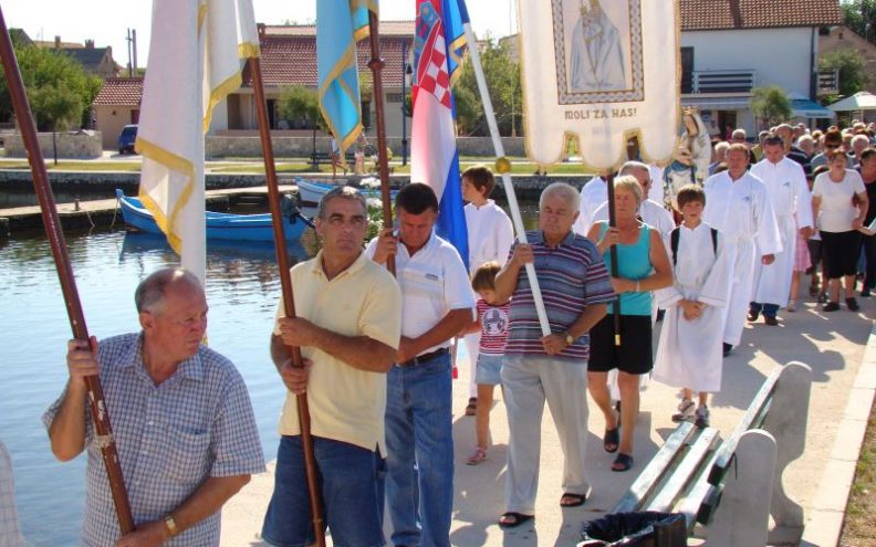 Hodočašće na  otočić Zečevo