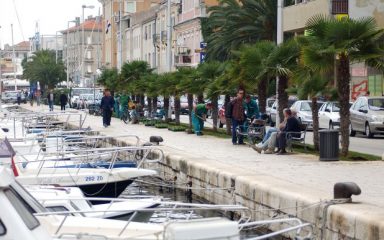 Mrtav pijan pokosio stupić na Branimirovoj obali