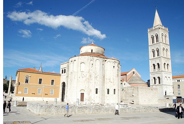 Zadarska nadbiskupija o izložbi u crkvi sv. Donata: 'Izražavamo osudu zbog povrede vjerskih uvjerenja...'