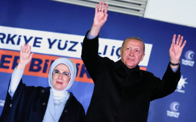 Erdogan s prednošću ulazi u drugi krug predsjedničkih izbora