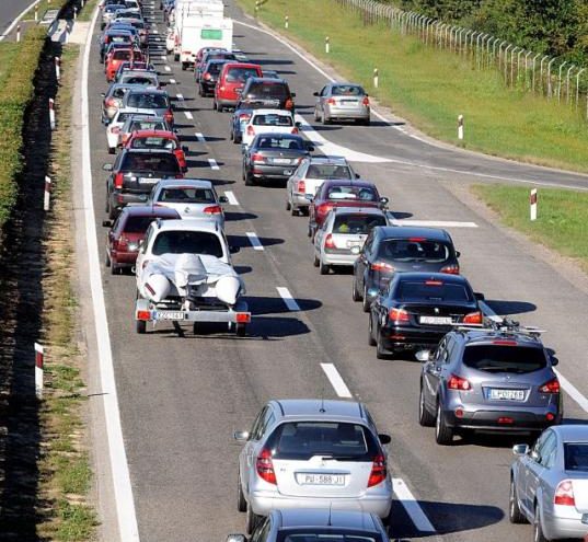 Ovaj vikend u Hrvatsku ušlo 1,212.358 putnika i oko 374 tisuće vozila