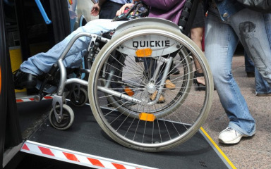 Sve osobe s invaliditetom oslobođene obveze plaćanja sudskih pristojbi u Hrvatskoj