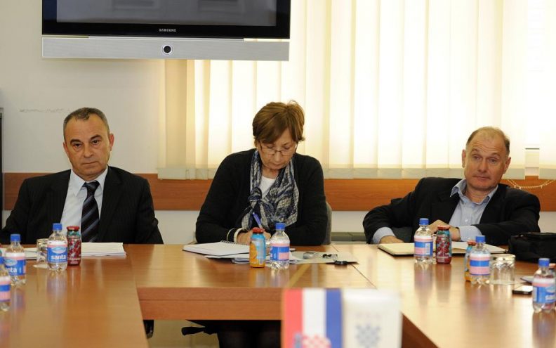 Izbjeći incidente s kamperima po dvorištima
