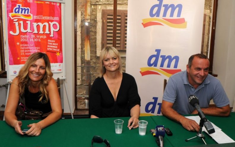 Millenium jump ove godine uvodi domino skok