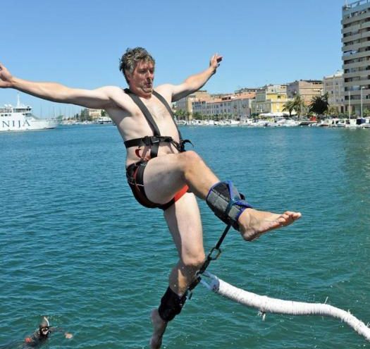 Milenijski bungee jumping na gradskom mostu
