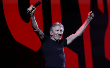 U Njemačkoj stotine prosvjeduju protiv koncerta Rogera Watersa