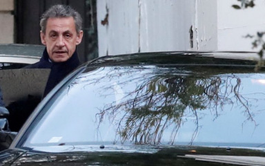 Francuski sud potvrdio trogodišnju kaznu zatvora Sarkozyju zbog korupcije