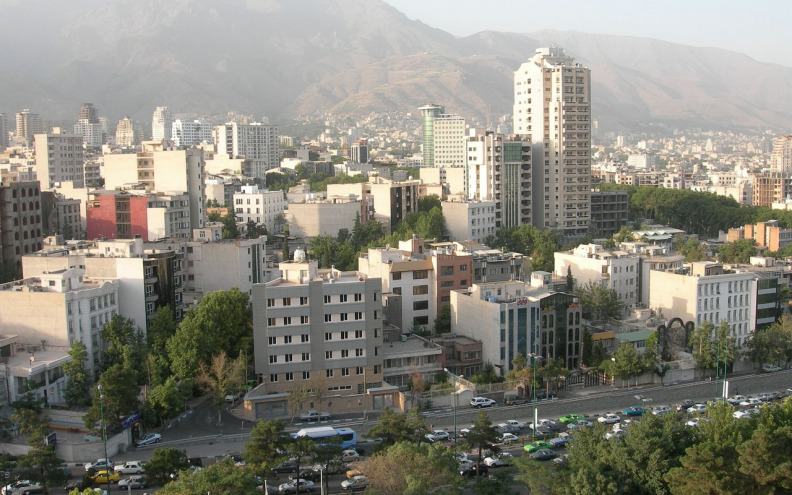 Teheranska policija upozorava sudionike u prometu koji prekrivaju registarske pločice
