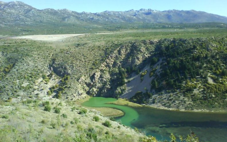 Ekološki zločin nad Zrmanjom