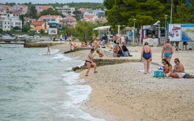 Brojna zadarska djeca na plaži se zarazila rota virusom