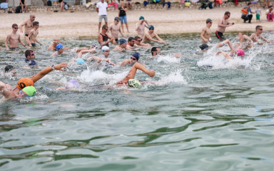 Počelo plivačko natjecanje Zadarska open water liga