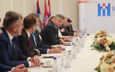Plenković i Brnabić razgovarali o pitanju nestalih i procesuiranja ratnih zločina