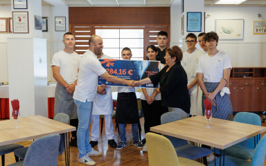 Hotelijersko-turističkoj i ugostiteljskoj školi u Zadru uručena donacija s Tuna, Sushi & Wine Festivala