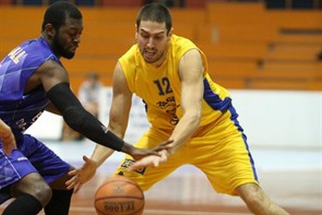 Potpisao Toni Dijan