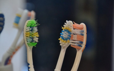 Pranje zubi: Je li vrijeme da se vratite u djetinjstvo i ponovno učite?