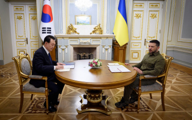 Južna Koreja obećala Ukrajini veću vojnu i humanitarnu pomoć