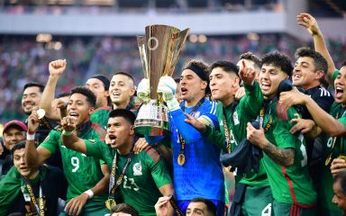 Napadač Feyenoorda donio Meksiku deveti naslov osvajača Gold Cupa, finale je gledalo gotovo 75 tisuća navijača