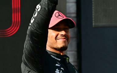 VIDEO Lewis Hamilton iznenadio i osvojio pole position nakon godinu i pol dana pa se rasplakao