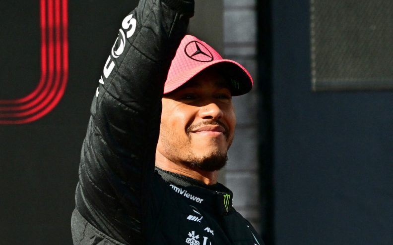 VIDEO Lewis Hamilton iznenadio i osvojio pole position nakon godinu i pol dana pa se rasplakao
