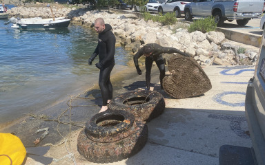 U Maslenici održano četvrto kolo Dalmatinskog kupa plivanja: Provedena i akcija čišćenja podmorja