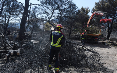 Zaustavljeno širenje novog požara kod Grebaštice, kuće nisu ugrožene