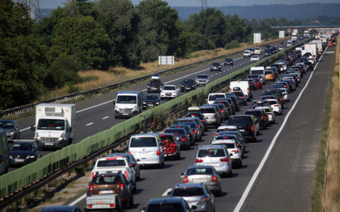 Na A1 u smjeru Zagreba vozi se uz ograničenje brzine
