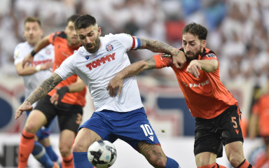 Pobjede Rijeke i Osijeka, poraz Hajduka