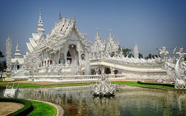 Wat Rong Khun, prekrasan tajlandski bijeli hram koji kao da je izašao iz bajke