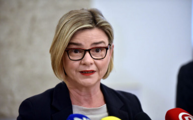 Sandra Benčić je kandidat stranke Možemo za premijerku: ‘Ni jedna Vlada nije stvorila ovu zemlju zemljom za ljude’