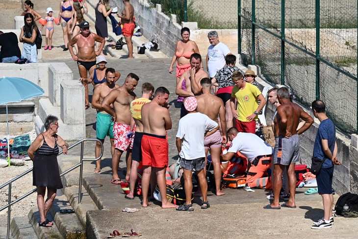 Na vrhuncu toplinskog vala u Istri se utopila dvojica starijih muškaraca