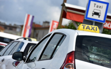 Ministarstvo prometa: “Zatražit ćemo sve informacije kako bi se utvrdile moguće nezakonite radnje u taksi prijevozu”