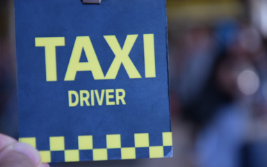 Britanija izdala upozorenje zbog napada u taksijima. Prijevoznici: To je poražavajuće za Hrvatsku