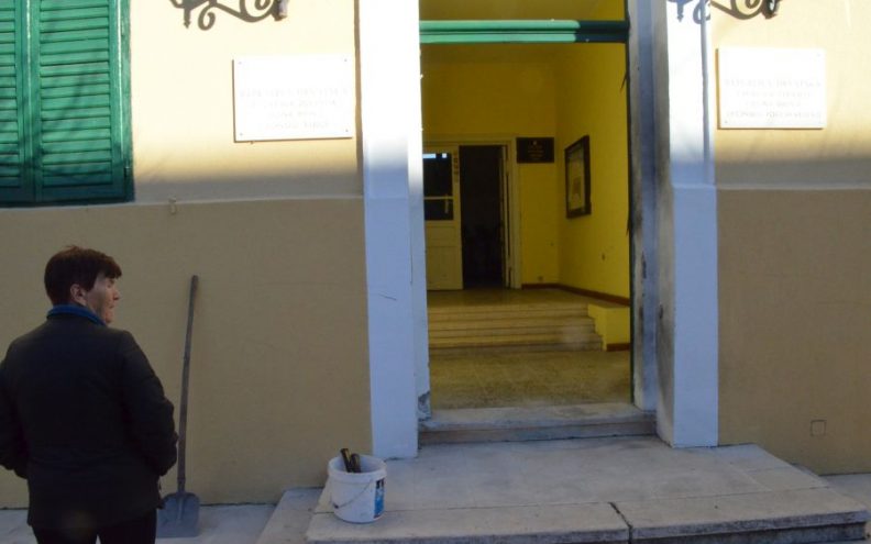 Snažna eksplozija izbila ulazna vrata bibinjske Općine