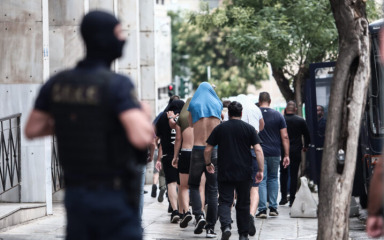 Prvi ispitani uhićenici bit će raspoređeni u 14 zatvora po Grčkoj